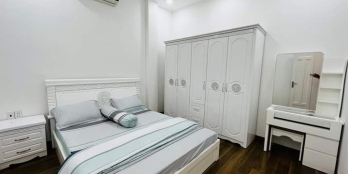 NHÀ 4 TẦNG HẺM THÔNG OTO ĐỔ CỬA -SÁT MẶT TIỀN NGUYỄN VĂN CỪ - GIÁ NHỈNH 5 TỶ