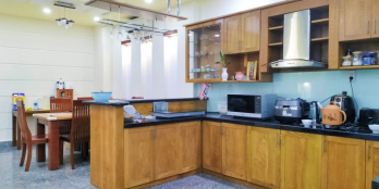 Nhà1/gầnLê Văn Sỹ,Q.Tân Bình,HXH,sát mặt tiền,105m2x4 tầng,nở hậu,ở ngay,14.X TỶ