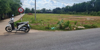 BÁN 2 SỔ (10X40)=400M2 SỔ RIÊNG, NGAY CHỢ DÂN ĐÔNG, SÁT KCN BECAMEX GIÁ 338TR