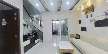 Bán đi định cư,nhà 1/gần Phạm Văn Hai,Q.Tân Bình,HXH,Ngang 6m,90m2x5tầng,15.X TỶ