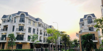 CẦN TÌM CHỦ MỚI cho căn 3 Mặt Tiền, View Công Viên , Pháp Lý Đầy Đủ The Clasia