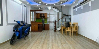 Nhà đẹp 38m2 (5 x 7.5), 5 tầng 4PN, Huỳnh Văn Bánh, Q. Phú Nhuận. 7,5 tỷ