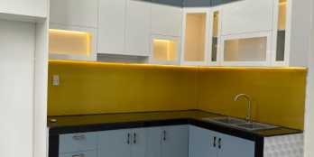 Bán nhà 1 trệt 1 lầu 90m gần chợ Bình Chánh giá chỉ 1,3 tỷ