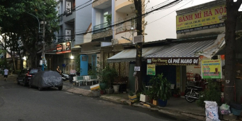 BÁN NHÀ 3 TẦNG NGAY CHỢ PHƯỚC BÌNH Q.9, DT 120M2 (4,2x28) CHỈ8.8 TỶ.