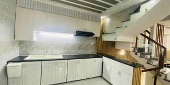 Khu phân lô Phạm Văn Chiêu 4x15 5 Tầng 5 PN 7.4 Tỷ