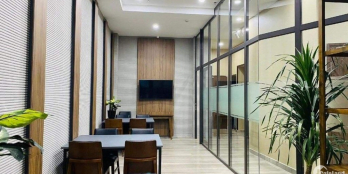 Toà nhà căn hộ cho thuê 11 phòng khép kín, thang máy khu vực biển Mỹ Khê Đà Nẵng