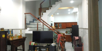 Bán nhà 40 m2, 4 tầng 5 PN, Rạch Bùng Binh, Quận 3. 4,3 tỷ