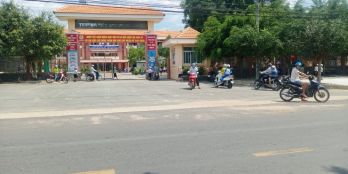 BÁN GẤP 1100M2 ĐẤT NGAY SÁT CHỢ, ỦY BAN KHU CÔNG NGHIỆP TIỆN XÂY Ở. GIÁ 320 TR