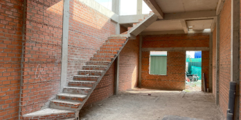 Bán gấp nhà 1 trệt 1 lầu thuận tiện kinh doanh và buôn bán chỉ 580 triệu.