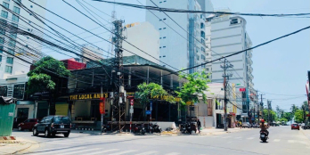 Bán nhà 2 tầng góc 2 mặt tiền Hùng Vương - Nha Trang - Cách biển 150m