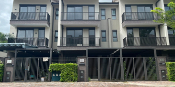 Nhà phố vườn WATERPOINT 1 trệt 2 lầu, nhà hướng Nam. Giá bán 3.65 tỷ