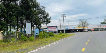 Cần bán gấp 5 lô liền kề đã tách ra 5 sổ riêng, đối diện kcn