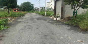 BÁN GẤP 512M2 ĐẤT NGAY CHỢ, SÁT TRƯỜNG HỌC DÂN CƯ ĐÔNG TIỆN XÂY TRỌ. GIÁ 395 TRI