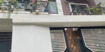 Bán nhà Ngõ 175 Phố Lạc Long Quân. 1 bước lên Oto, KD bất chấp