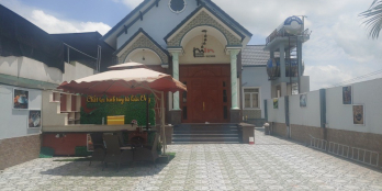 Cần bán gấp biệt thụ vườn + 30 phòng trọ mặt tiền Nguyễn Kim Cương, 18 tỷ