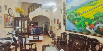 Bán nhà phố Dịch Vọng, Cầu Giấy. 53m2, 4t, Mt 4m, Ô tô vào nhà giá 6,3ty. KDoanh