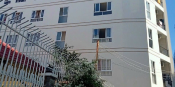 Bán toà nhà căn hộ 6 tầng - Hẻm ô tô Hòn Hồng - Cách biển 200m