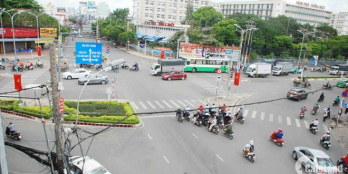 MỌI NGƯỜI TRANH MUA MẶT TIỀN NÀY NHƯNG CHỈ 1 NGƯỜI ĐƯỢC GẶP CHỦ ĐỂ  MUA CĂN NHÀ