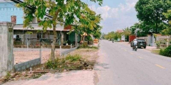 CẦN BÁN GẤP 500M2 ĐẤT Ở NGAY CHỢ, GẦN TRƯỜNG HỌC TIỆN XÂY TRỌ. GIÁ 350 TRIỆU