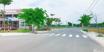 Vợ chồng cần bán gấp nền nằm đối diện trục đường chính DT741 hàng tỷ đô.