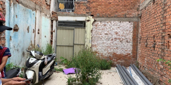 Đất trống trong trung tâm q10, tiện xây mới, ngang hơn 5m