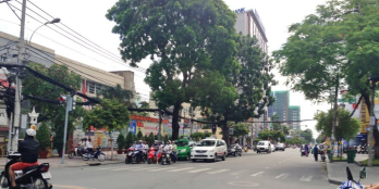 MẶT TIỀN GIÁP Q3&Q10, 30M LÀ Đ.CMT8,TN 40TR/TH,68M2, 5 TẦNG,PHÚ LỘC P6 TÂN BÌNH