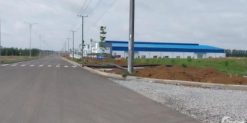 Giá ngộp ngay sát UBND, KCN khách gửi 1 lô 308m( ngang 6m) có thổ cư