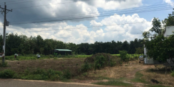 Tôi chính chủ cần bán lô đất thổ cư 625m2, sát KCN lớn, giá 395 triệu.