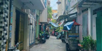 Lý Nam Đế Quận 11 nhà 4 tầng 4 PN giá chỉ nhỉnh 3 tỷ