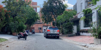 Biệt Thụ 4 tầng- KDC Nam Long,Q7- 203m2-Ngang khủng 8x25m2- Chỉ 23 tỷ