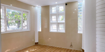 Nhà đẹp lung linh 6 tầng, thang máy, mặt tiền đường Vĩnh Khánh, Q4. 21,5 tỷ