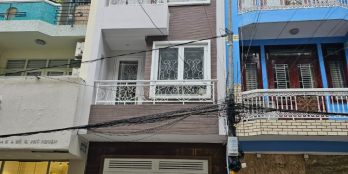 Bán nhà mặt tiền kinh doanh hoa hồng khu ẩm thực Phan Xích Long, 64m2, 4 tấm