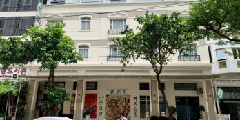 Bán khách sạn 36p+Nhà hàng- Phú Mỹ Hưng,Quận 7-DT: 18x18m-Gía: 170 tỷ