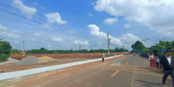 BÁN GẤP 2 LÔ 380M2 SỔ RIÊNG, ĐƯỜNG 18M, NGAY CHỢ, DÂN ĐÔNG, GIÁ 350TR