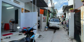 Bán nhà 1 trệt 1 lầu hẻm xe hơi đường 22, P. Phước Long B, TP. Thủ Đức, 1.9 tỷ