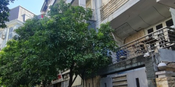 Nhà phân lô phố ĐÔNG QUAN, CẦU GIẤY. Dt 107m, 6t + Hầm, mt 5.3m, 25 tỷ. Bv 24/7