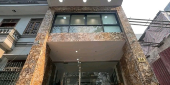 Bán Toà Căn Hộ Cao Cấp mặt phố BA ĐÌNH. Sẵn dòng tiền 2,5 tỷ/năm. 150m2, 8T+ Hầm