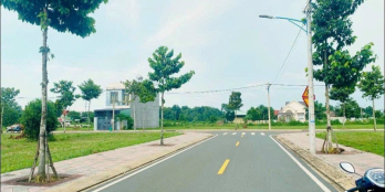 Đất ngộp bán lỗ lô đất 200m2 giá 299 triệu tại thị xã bình long