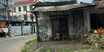 Cần bán gấp Lô Đất Ngay Trung Tâm nằm trên đường Phùng Hưng.