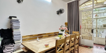 Nhà đẹp Lê Văn Sỹ- P11 Phú Nhuận- 50m2 Công nhận đủ- 4 tầng BTCT- Sổ Vuông