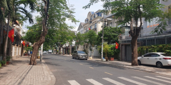 Biệt thự Lô góc 2 MT- Dành riêng cho quý thượng lưu- Tân Phong- Q7- 233m2- 63 Tỷ