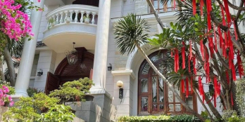 Villa Nguyễn Văn Hưởng 4500$ Compound hồ bơi sân vườn gara nội thất cơ bản