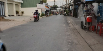 Mặt tiền Nguyễn Triệu Luật 50 tr/m2, ko quy hoạch, lộ giới ít, giá quá tốt