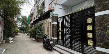 Nhà đường Huỳnh Tấn phát 4 tầng hẻm xe hơi tặng nội thất giá rẻ bất ngờ