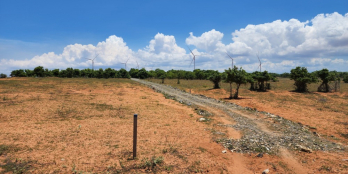 4 sào 1 đất vườn vuông vức, sát bên khu cắm trại Mian Farm