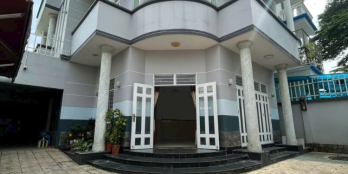 BDS HVL Cần Cho thuê nguyên căn biệt thự tại KDC cao cấp Liên Phường. PLB