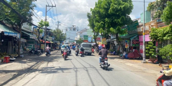 BDS HVL MTKD Chợ Lê Văn Thịnh 10x42m Trông Suốt Tiện Mở Showroom