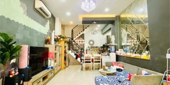 Đối diện Emart 2 Phan Huy Ích, Gò Vấp – Đường 7m, 64m2, 3 tầng, 6.7 tỷ