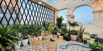 Phố Lạc Long Quân. Toà Nhà 7T Tháng máy, Oto tránh , KD