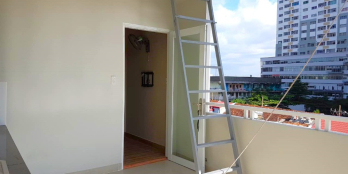 Bán CHDV 45m2, 5 tầng 9pn, hẻm xe tải Bến Vân Đồn, Q4. Chỉ 9,6 tỷ